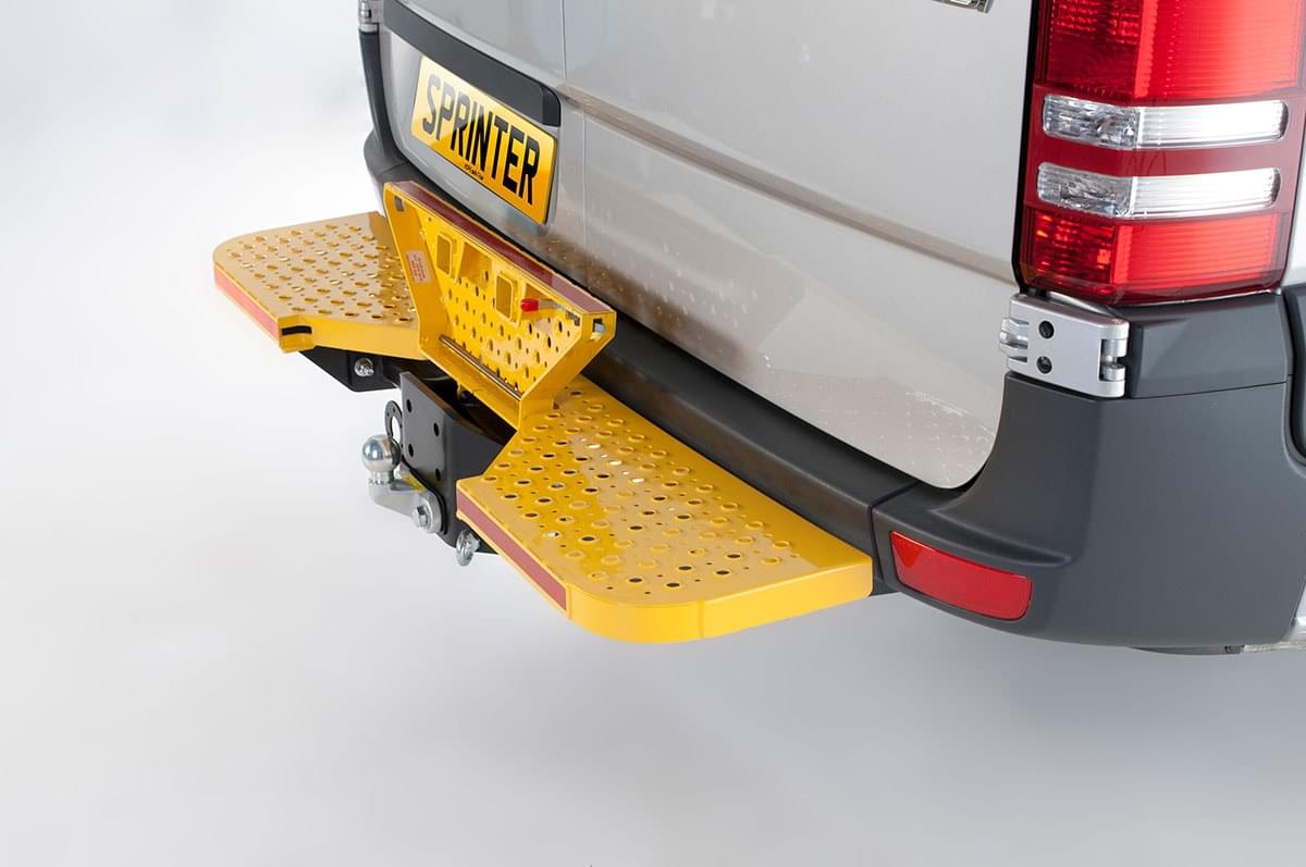 Safe-Bumper-Step - Mit integrierter Anhängerkupplung – Bild 2